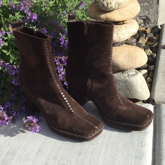 Linea Paolo Brown Suede Boots - Picture 3 of 6